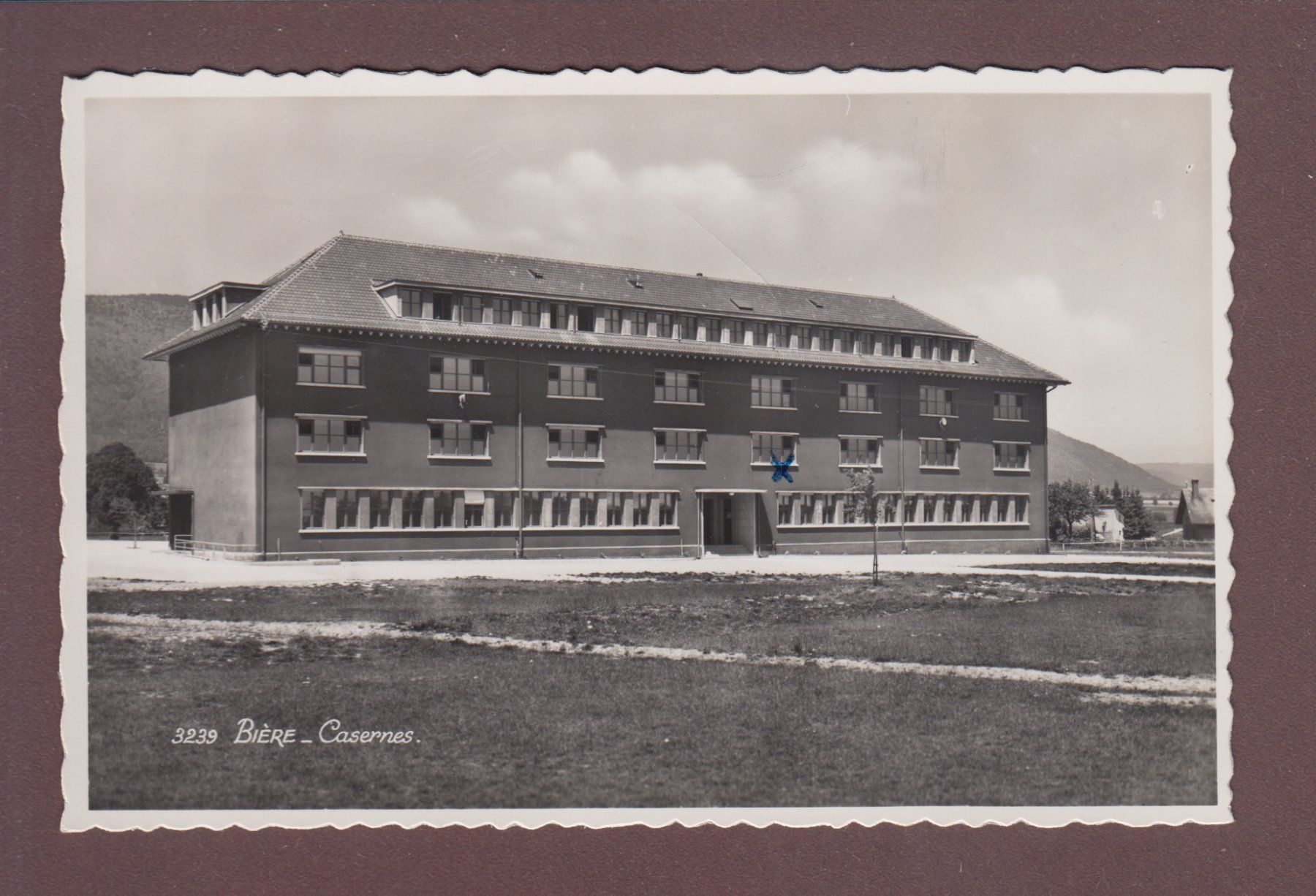 Cartoline postali: BIERE - Casernes – Usato da Pully venduto da nicecards