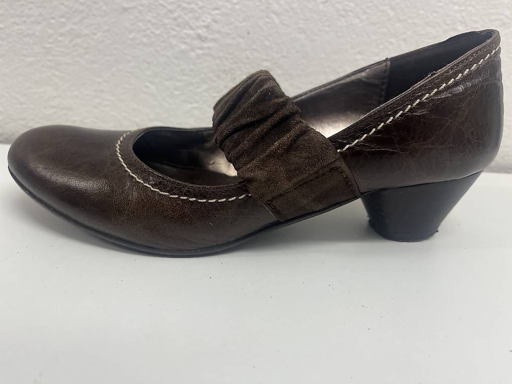 Damenschuhe: Vera Comma Balerinas Leder  – Gebraucht aus Muri b. Bern von Merliner01 2