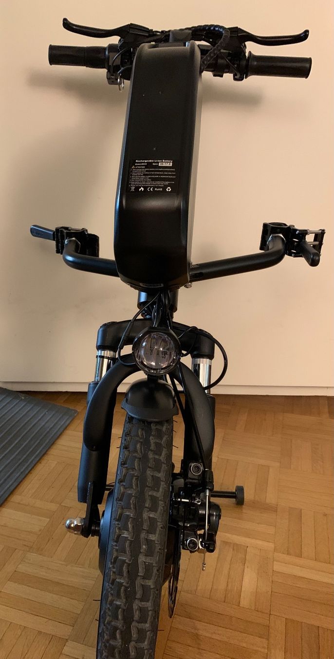 Sedie a rotelle: Elektrisch Rollstuhl Zuggerät – Usato da Zürich venduto da V.Le2 4