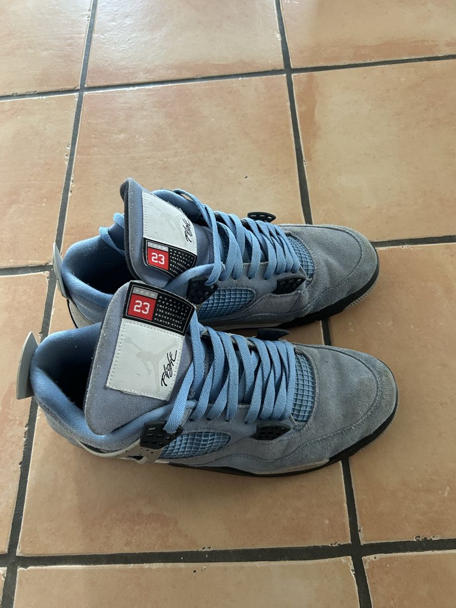 Jordan Scarpe da uomo: Jordan 4 university blue – Usato da Lausanne venduto da regulaandjames