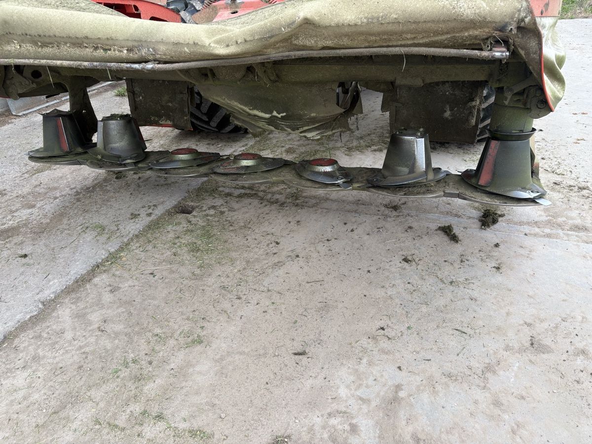 Tutte le macchine: Frontmähwerk Kuhn GMD3120F FF – Usato da Häutligen venduto da Pandaturbo99 4