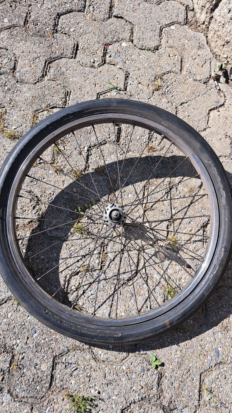 Mofa-Ersatzteile: divers roues cyclomoteurs  – Defekt aus Avry-sur-Matran von Bray94 2