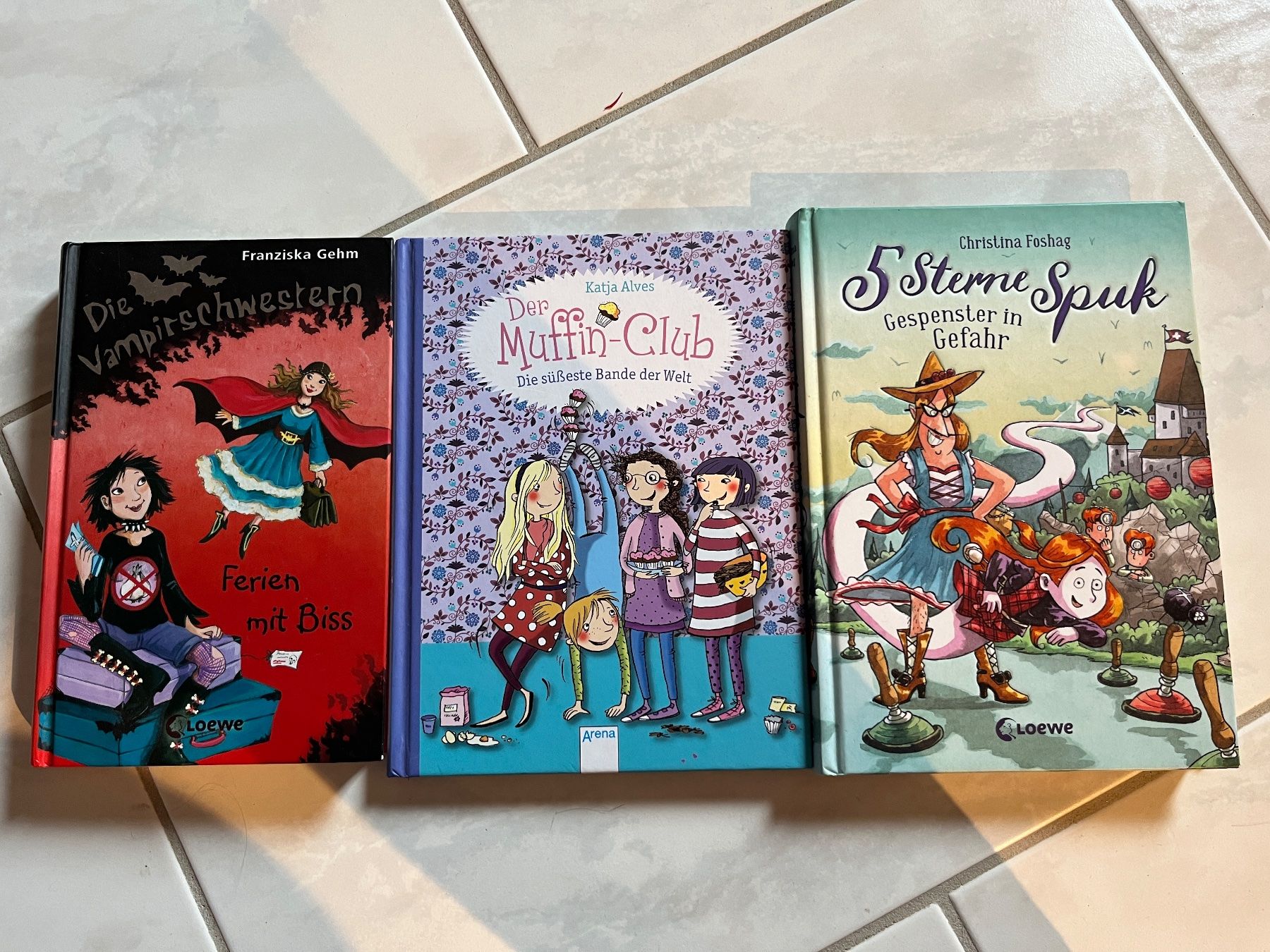 Libri: 3 Kinder-und Jugendbücher – Usato da St.Pantaleon venduto da frodobi