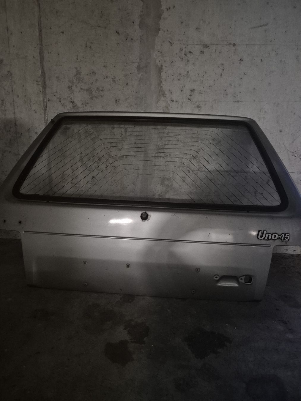 Fiat Tutti pezzi di ricambio auto: Fiat UNO MK1 Heckklappe – Usato da Sissach venduto da drugho 1
