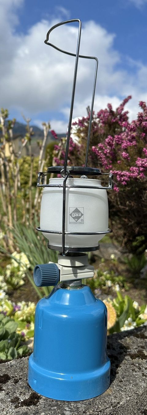 Campingaz Lampade: Camping Gas-Lampe – Usato da Hergiswil NW venduto da hpb_9bvx 8