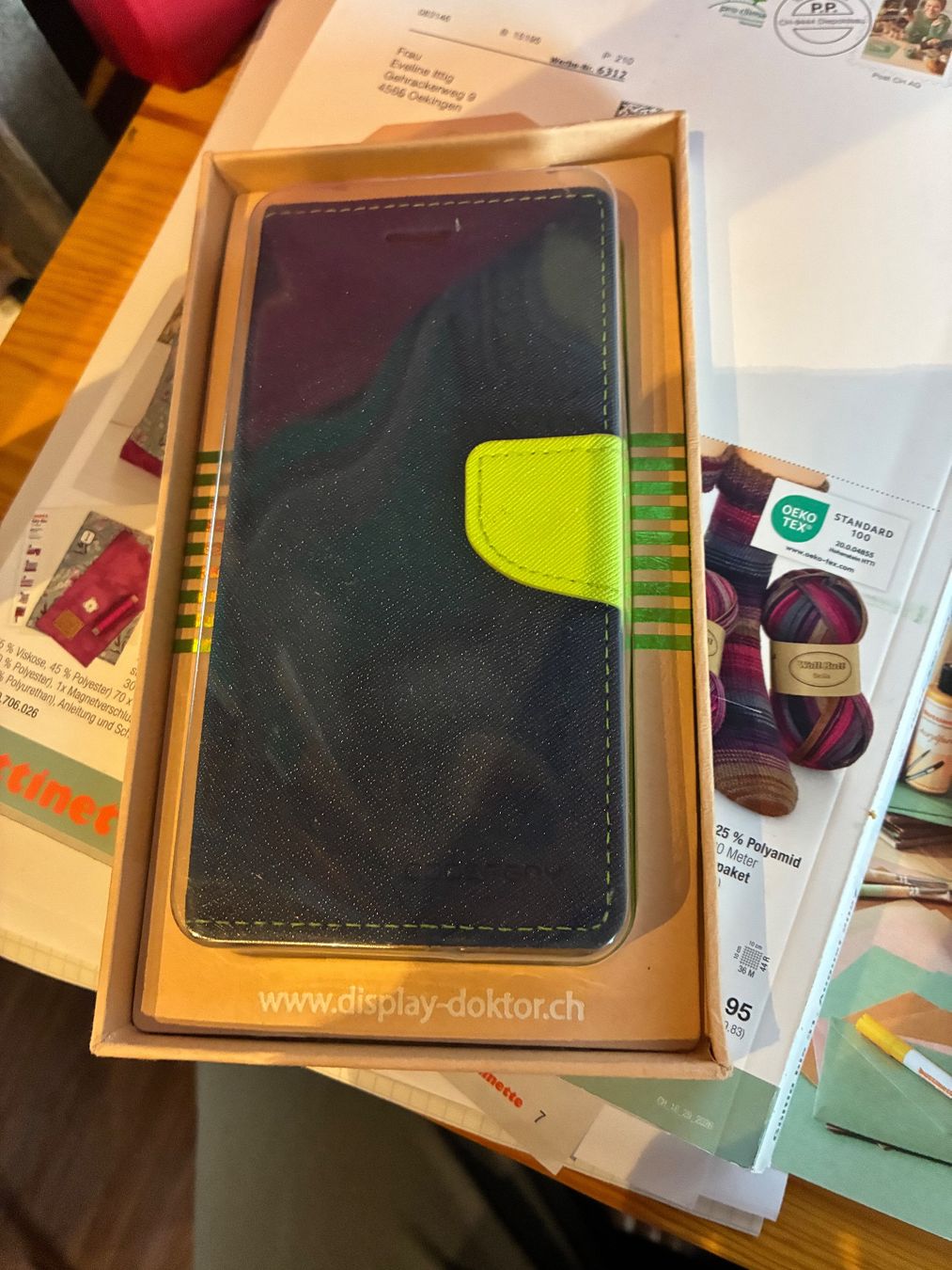 Apple Covers & Schutzfolien: Iphone 11 Klapphülle – Gebraucht aus Oekingen von Evo76