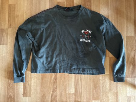 Stranger Things Hellfire Club Shirt Quiksilver Gr. S