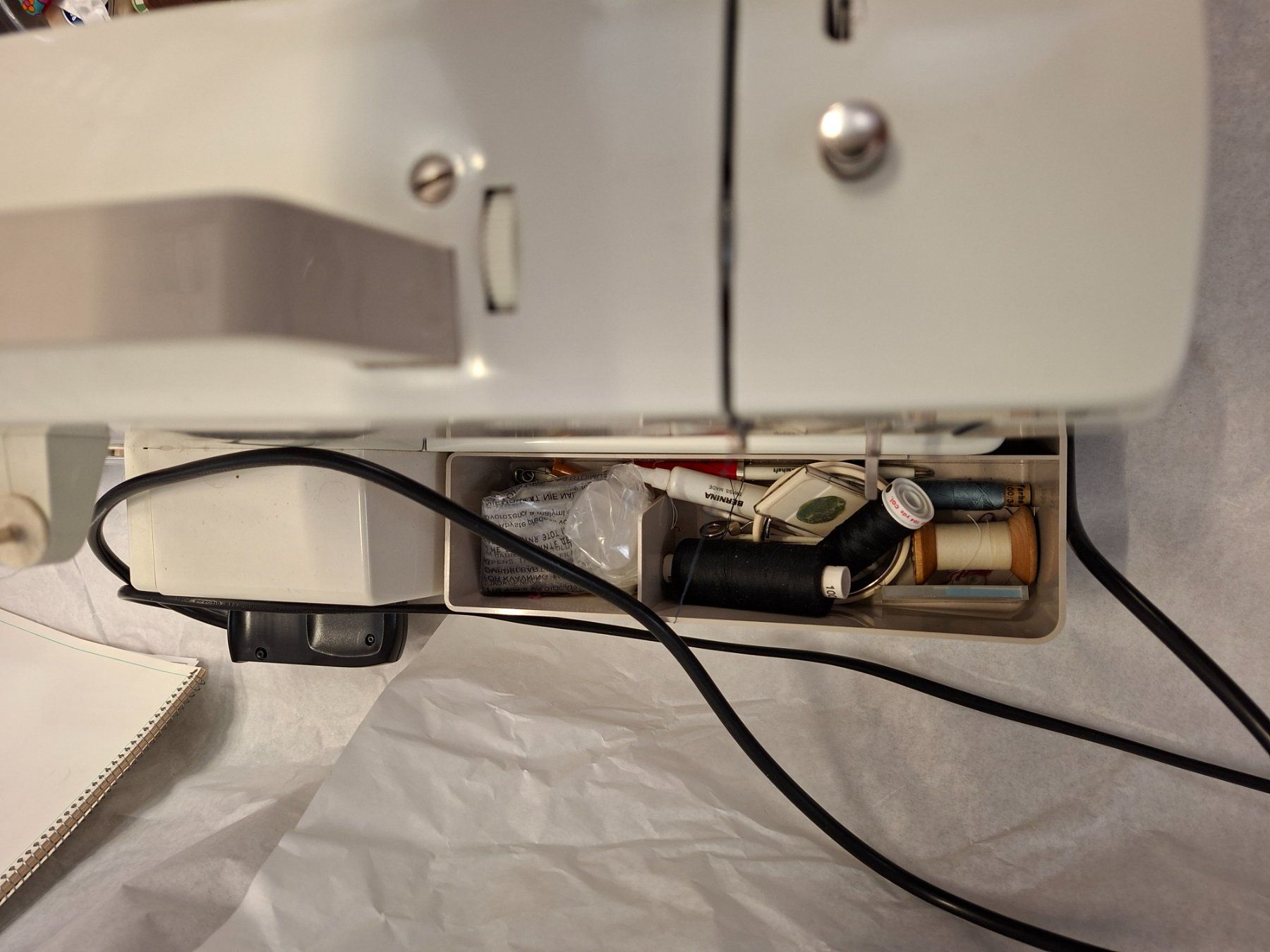 Bernina Macchine da cucire: Bernina 803 mit viel Zubehör – Usato da Olten venduto da Mezopotamya 5