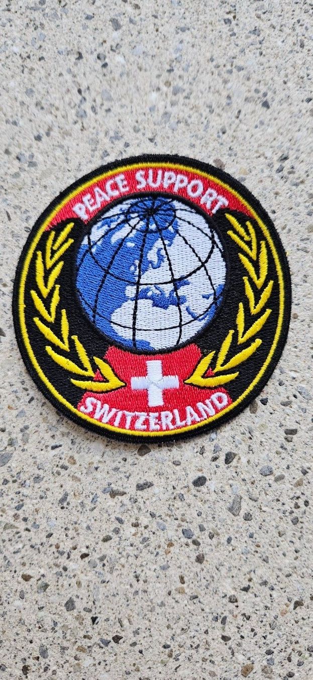 Schweizer Armee Placchette & Badge: *** Badge Peace Support *** – Nuovo e nell'imballaggio originale da Riedholz venduto da fr_sIruP