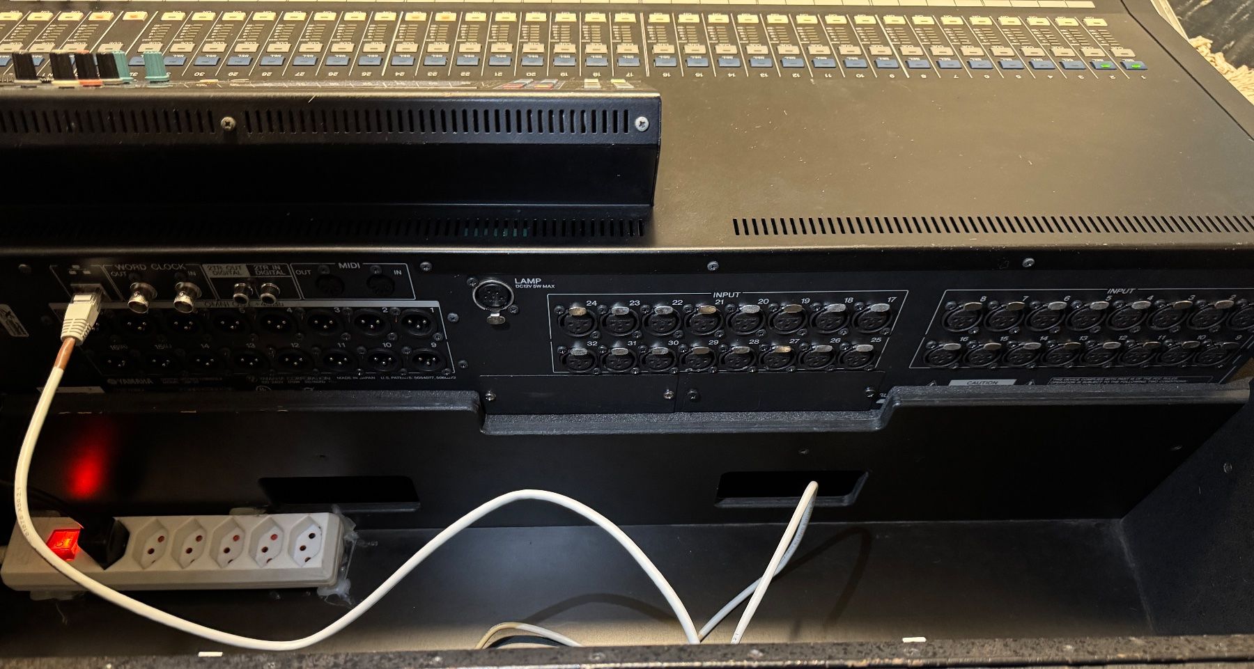 Yamaha Mischpulte: Yamaha LS9-32 Digitalmischpult mit Flightcase – Gebraucht aus Dornach von shaker11 2