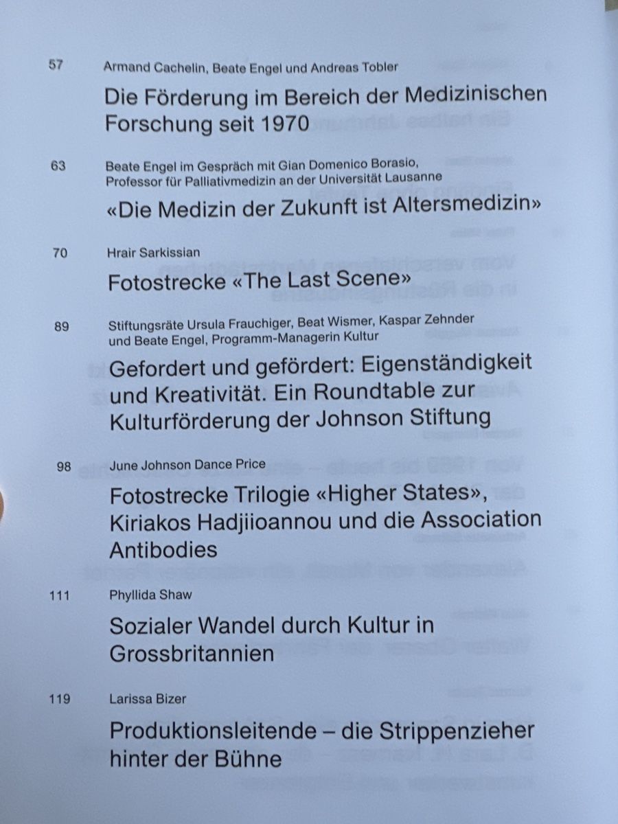 Bücher: Auftrieb- Die Geschichte der Stanley Thomas Johnson Stiftung – Neu und originalverpackt aus Bern von schnupka 3