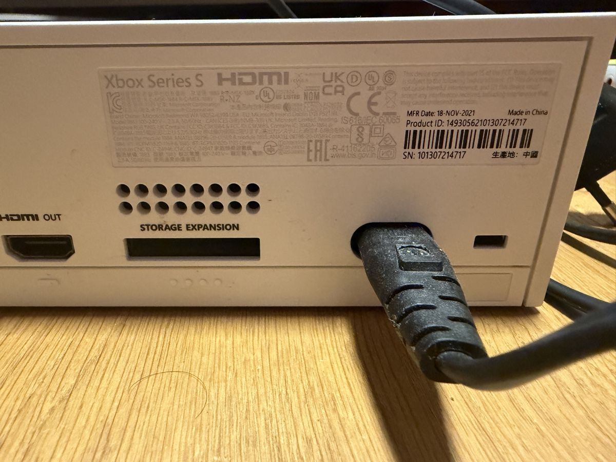 Consoles: X-Box Series-S- ab 1.Fr – D'occasion à Uetikon am See par Dariusstasys 5