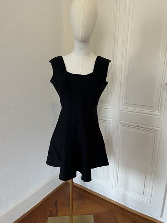 BCBGMaxAzria Elegant mini Black Dress