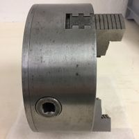 1 DREIBACKEN- DREHFUTTER AUS STAHL Dm 190 mm