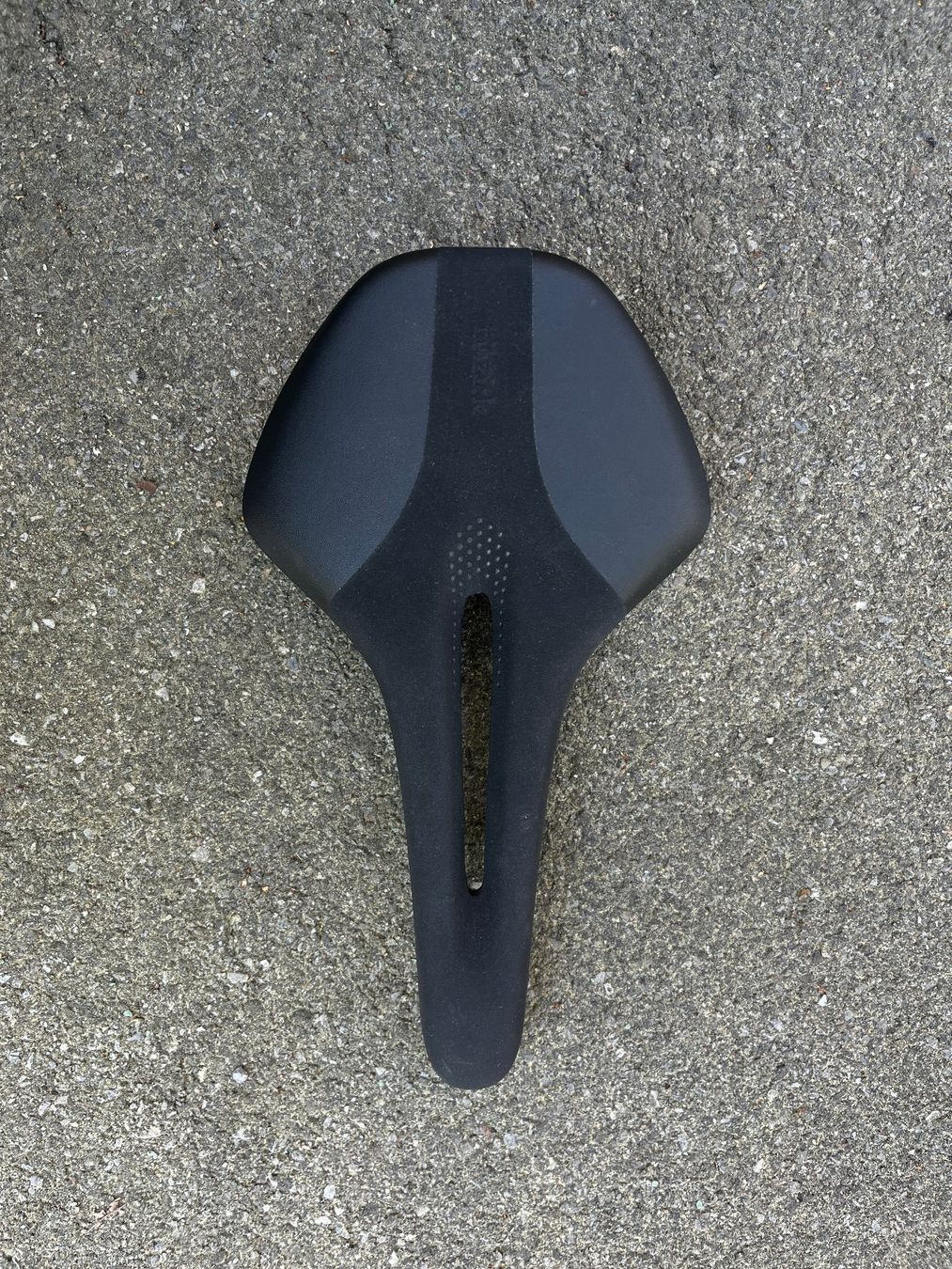 Fizik Ersatzteile: Fizik Sattel, Antares R1 Open Large – Neu und originalverpackt aus Bern von Disco_Cycle