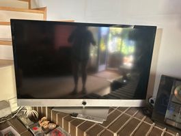 Loewe Fernseher gross
