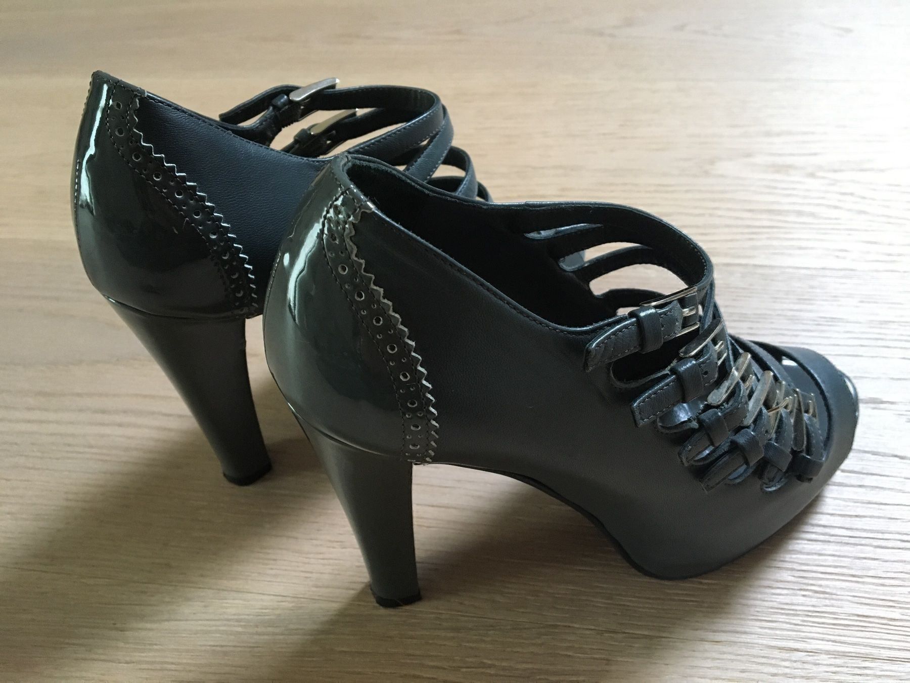Bally Scarpe da donna: Neuwertige Bally High Heels Grösse 37.5 – Usato da Winkel venduto da Flyhy2020 4