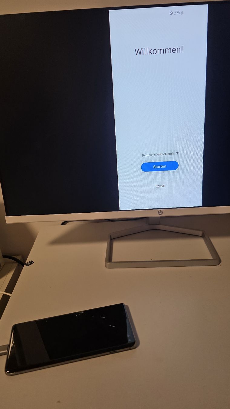 Samsung Telefoni cellulari / Smartphones: Samsung Galaxy S10+ black cracked screen  – Usato da Zürich venduto da cha_gg8d 2