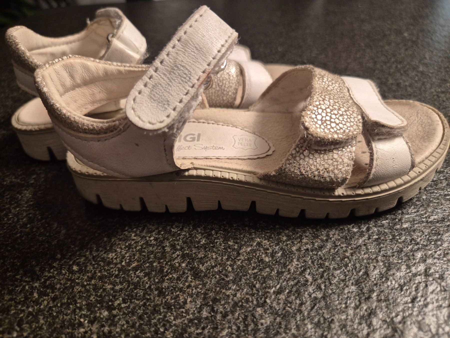 Primigi Scarpe per ragazze: PRIMIGI Kindersandalen, Grösse 28! – Usato da Altendorf venduto da MiriCaj 5