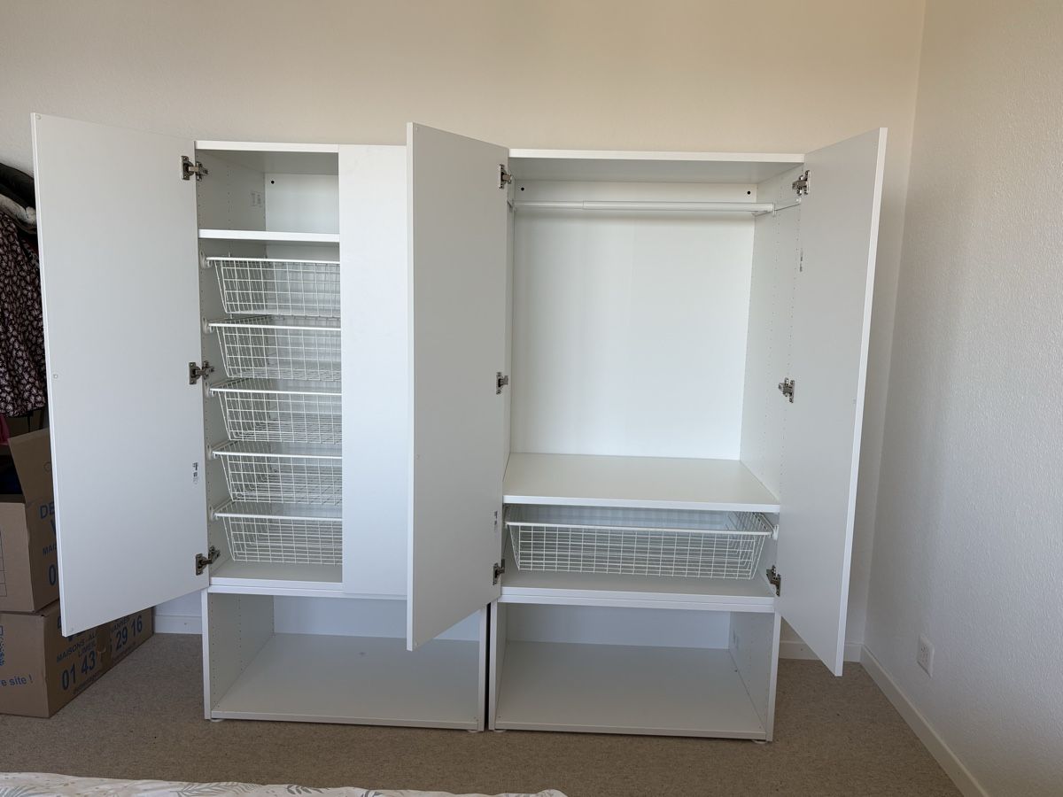 Ikea Armadi: Armoire IKEA PLASTA 160cm large – Nuovo (secondo la descrizione) da Zug venduto da gae_j2qk 1