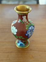 Kleine Vase mit Blumenmuster rot gute Zustand