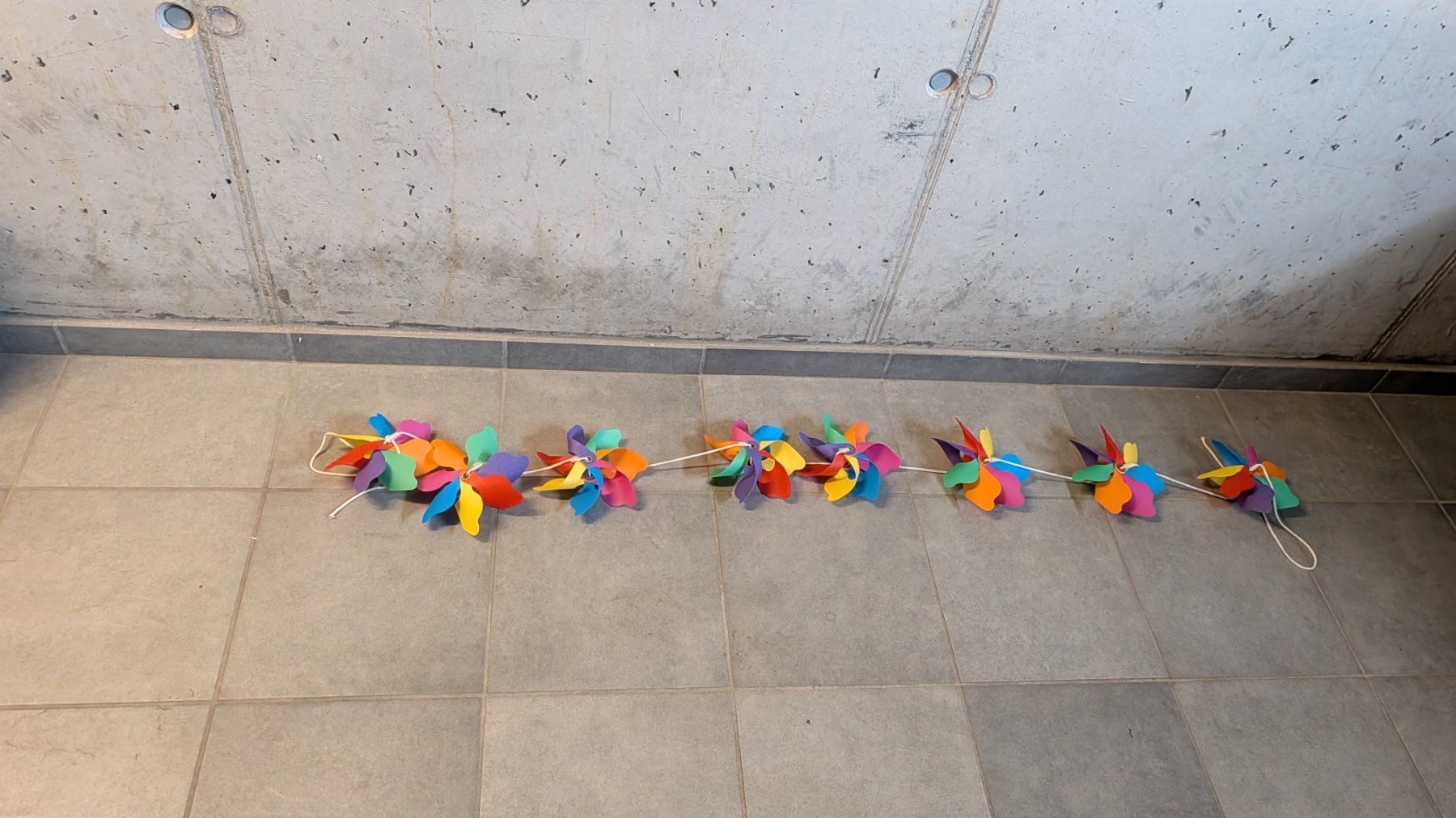 Tutte le decorazioni: Girlande aus Plastik, 1.4 Meter lang – Usato da Kirchdorf AG venduto da Reto2005