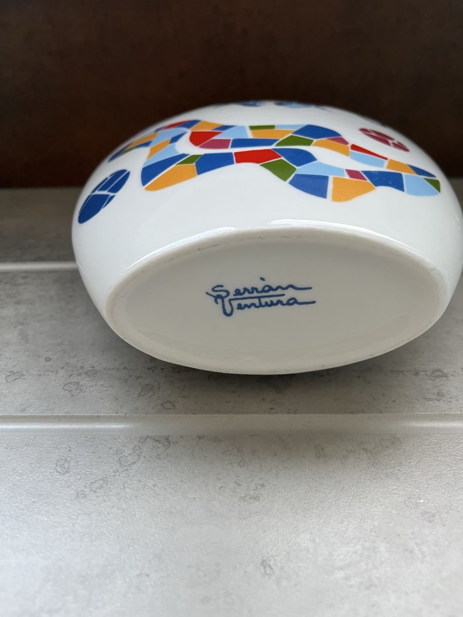 Vasi & Recipienti: Vase Gaudi Serran Ventura – Nuovo (secondo la descrizione) da St. Prex venduto da Nikolletta 6