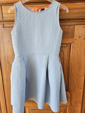 Hellblaues Kleid Molo gr 146/152