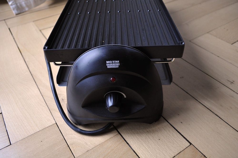 Enenfeifei Oval Raclette Grill – 4 In 1 Mit Crêpe-Funktion Für Bis Zu 8 Personen