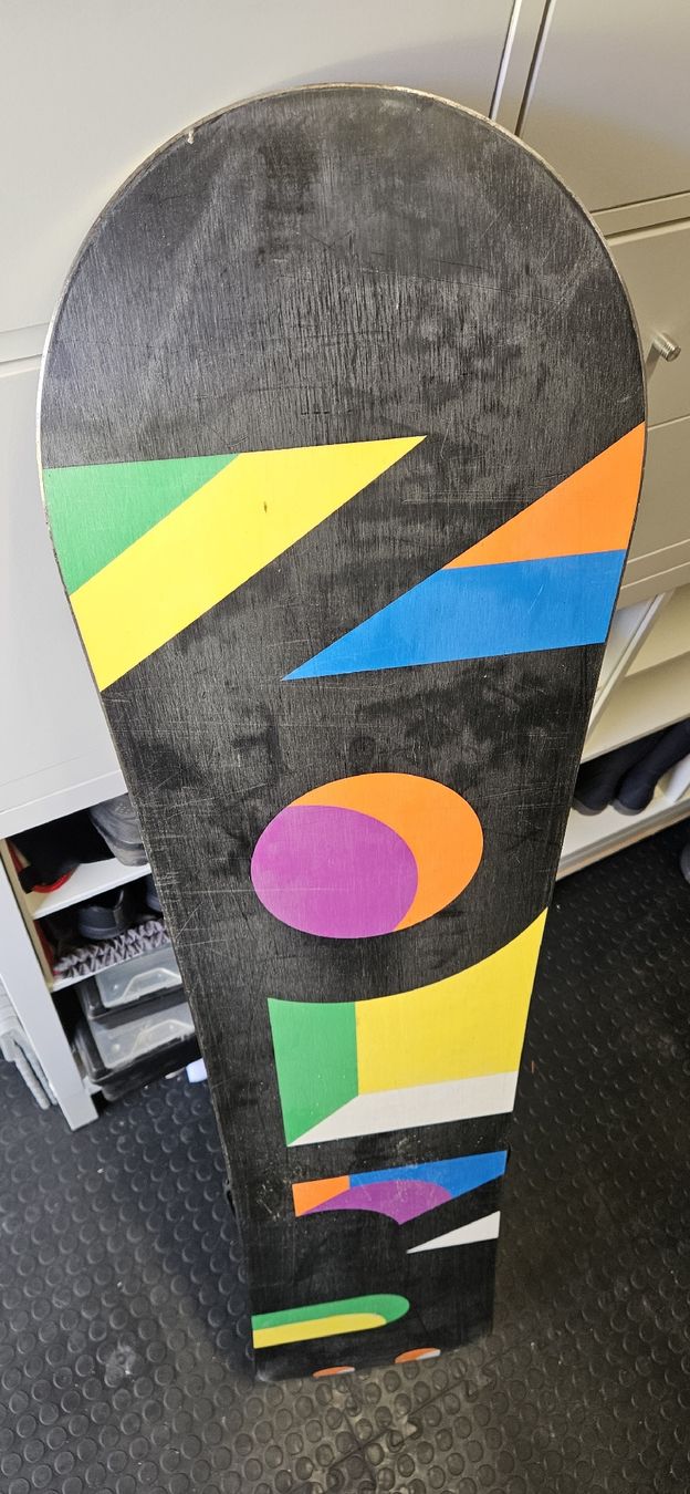 Burton Boards: Burton Snowboard Custom mit Bindung 152w, "Breit" – D'occasion à Langenthal par Roullen 5