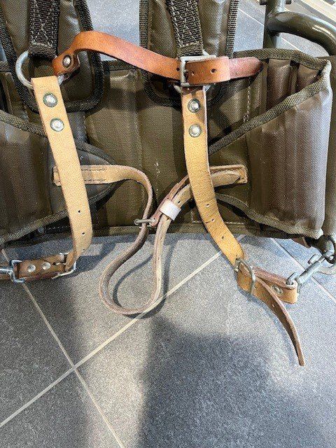 Lastentrage/Rückentrage schweizer Armee Tragräf M75 (Gebraucht) in ...
