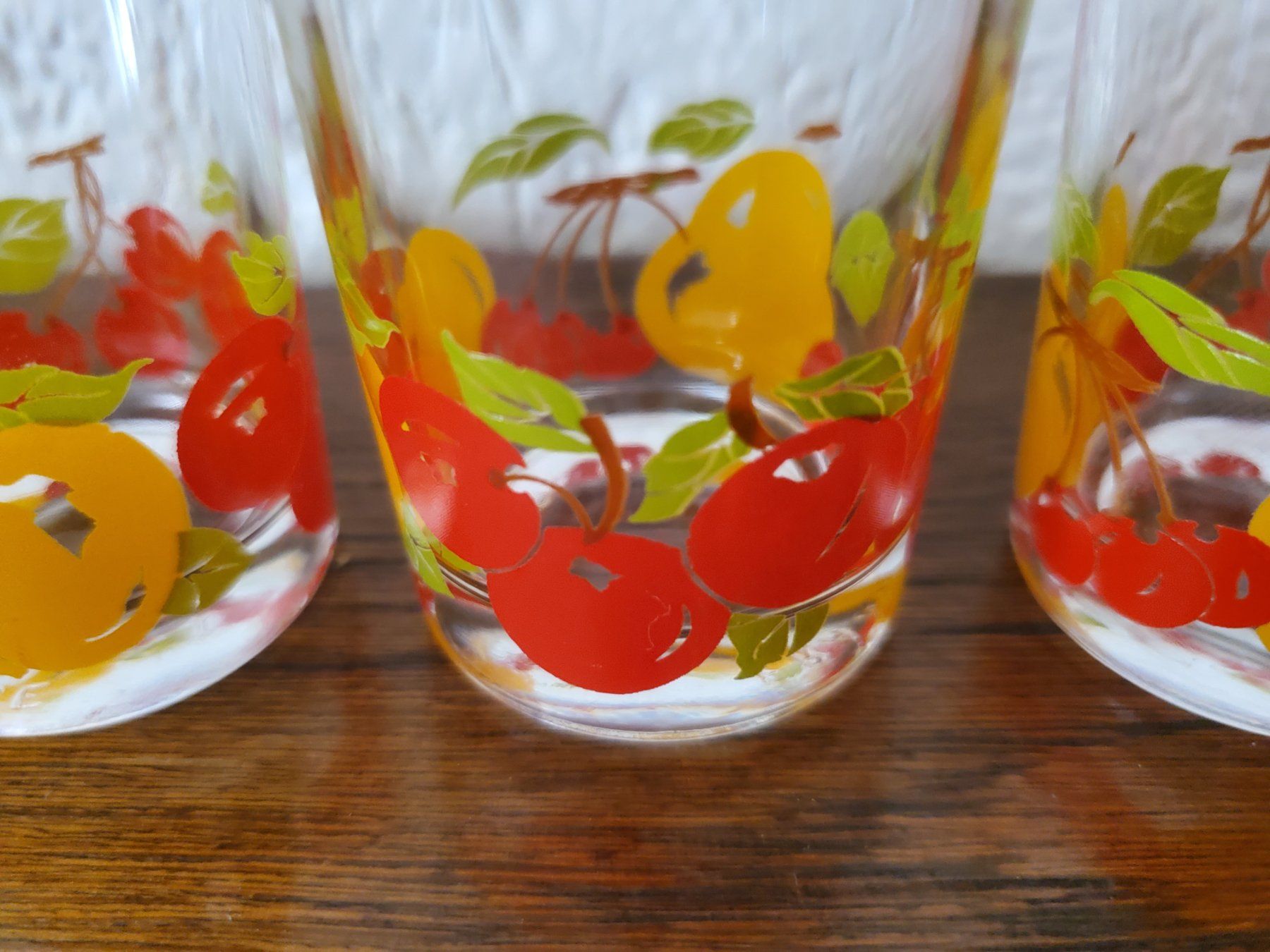 Gläser: 4 verres à liqueur décor fruits – Gebraucht aus Rennaz von La_malle_du_dauphin 2
