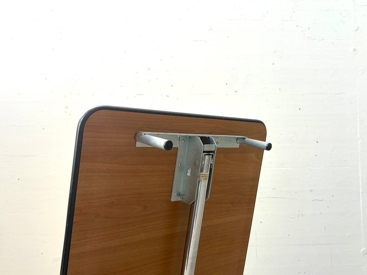 Tables: Gelbe Innovative Kelko Klapptische – D'occasion à Zürich par LeMoege 4
