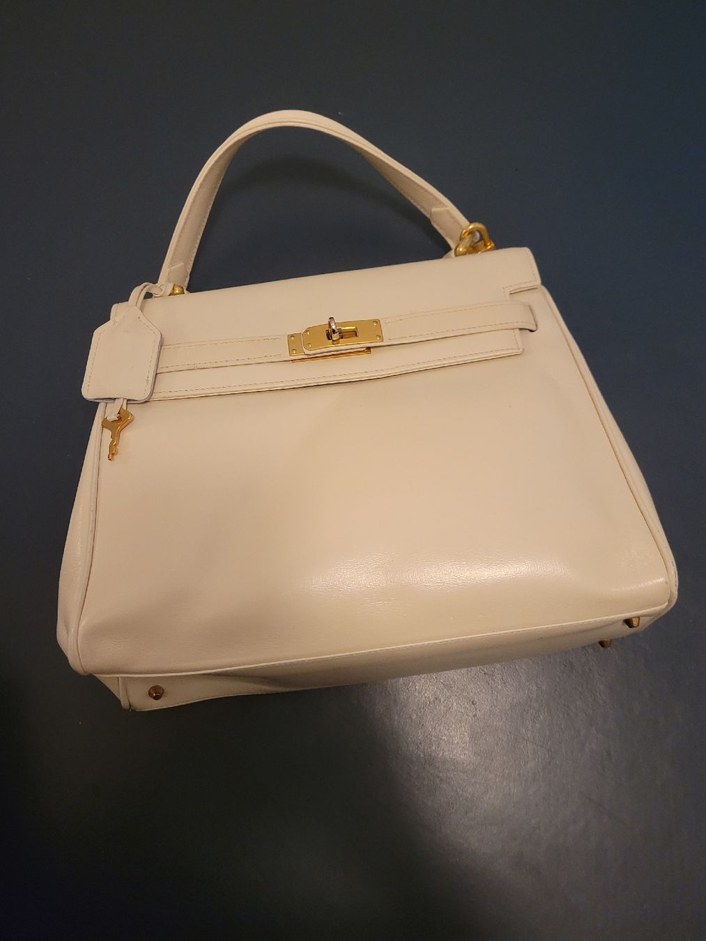 Borse da donna: Weisse Kunstlederhandtasche – Usato da zürich venduto da Annettemana 2