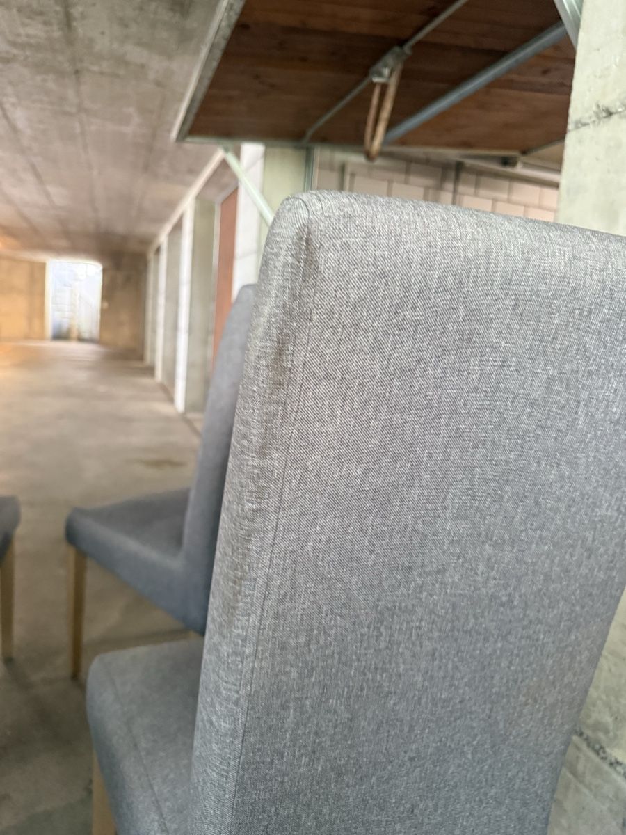Conforama Set de table et chaises: Moderner Esstisch mit 6 Stühlen  – D'occasion à Steinmaur par Bal-Rajmi1 7