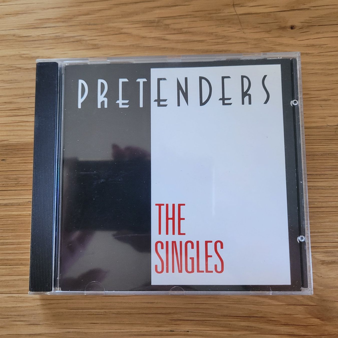 CD: CD Pretenders The Singles – Usato da Biel/Bienne venduto da Destockweb