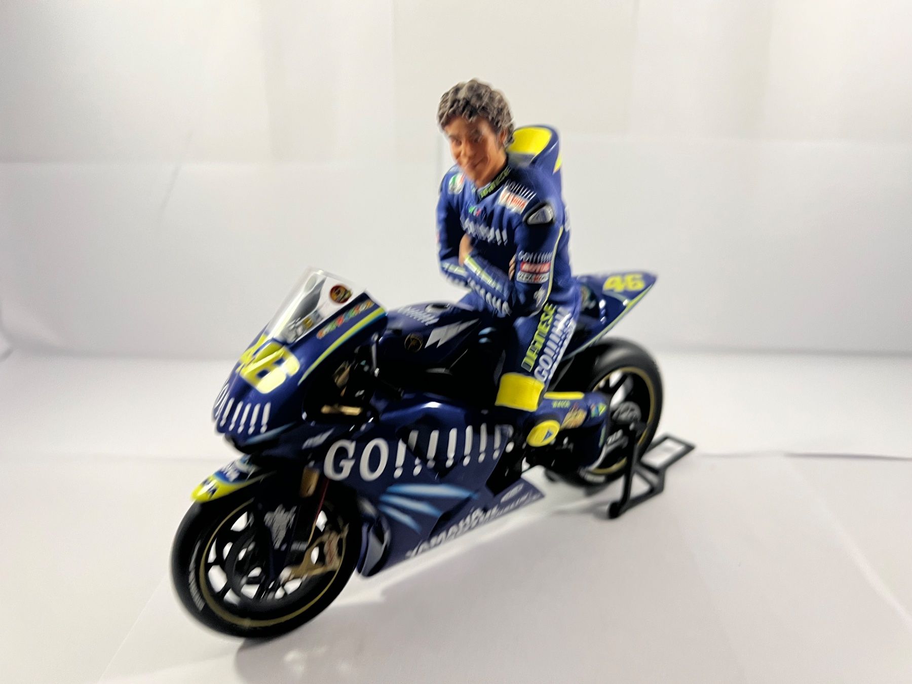 Minichamps Kit di modellismo & Modellini statici: Valentino Rossi Lot 5 – Usato da Sergey venduto da Mascotte00