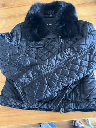 Steppjacke schwarz