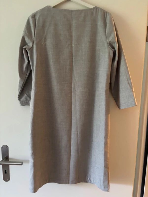 Kleider: Kleid grau Grösse S REKEN MAAR – Neu (gemäss Beschreibung) aus Rafz von mar_j7dl 1