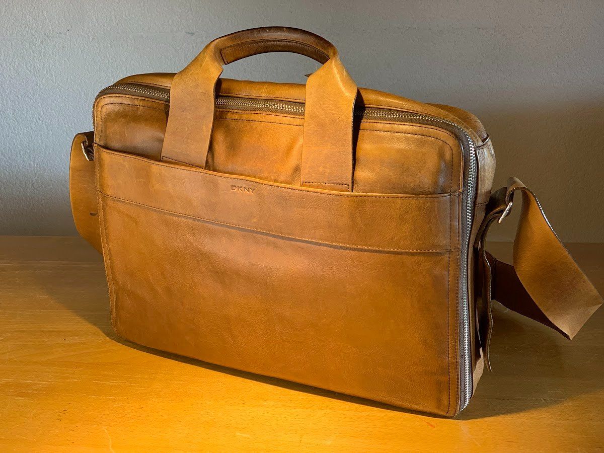 DKNY Borse: Sac Laptop Laptoptasche DKNY – Usato da Fribourg venduto da jimiJ13 9