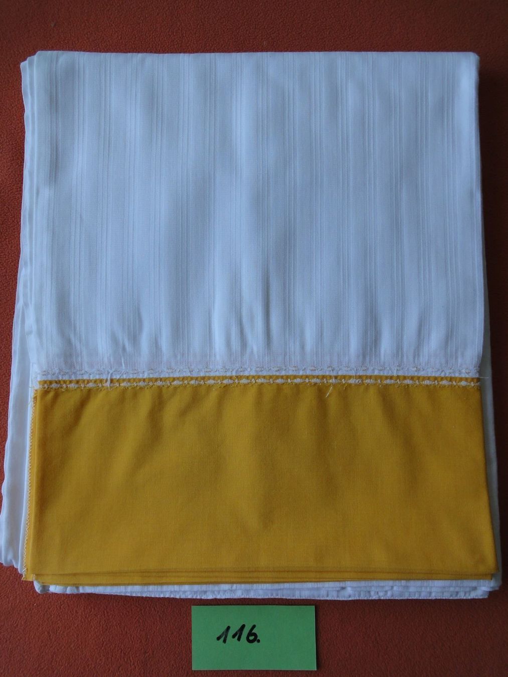 Biancheria da letto: Duvetüberzug Damast mit Bordure – Usato da Chur venduto da omonia