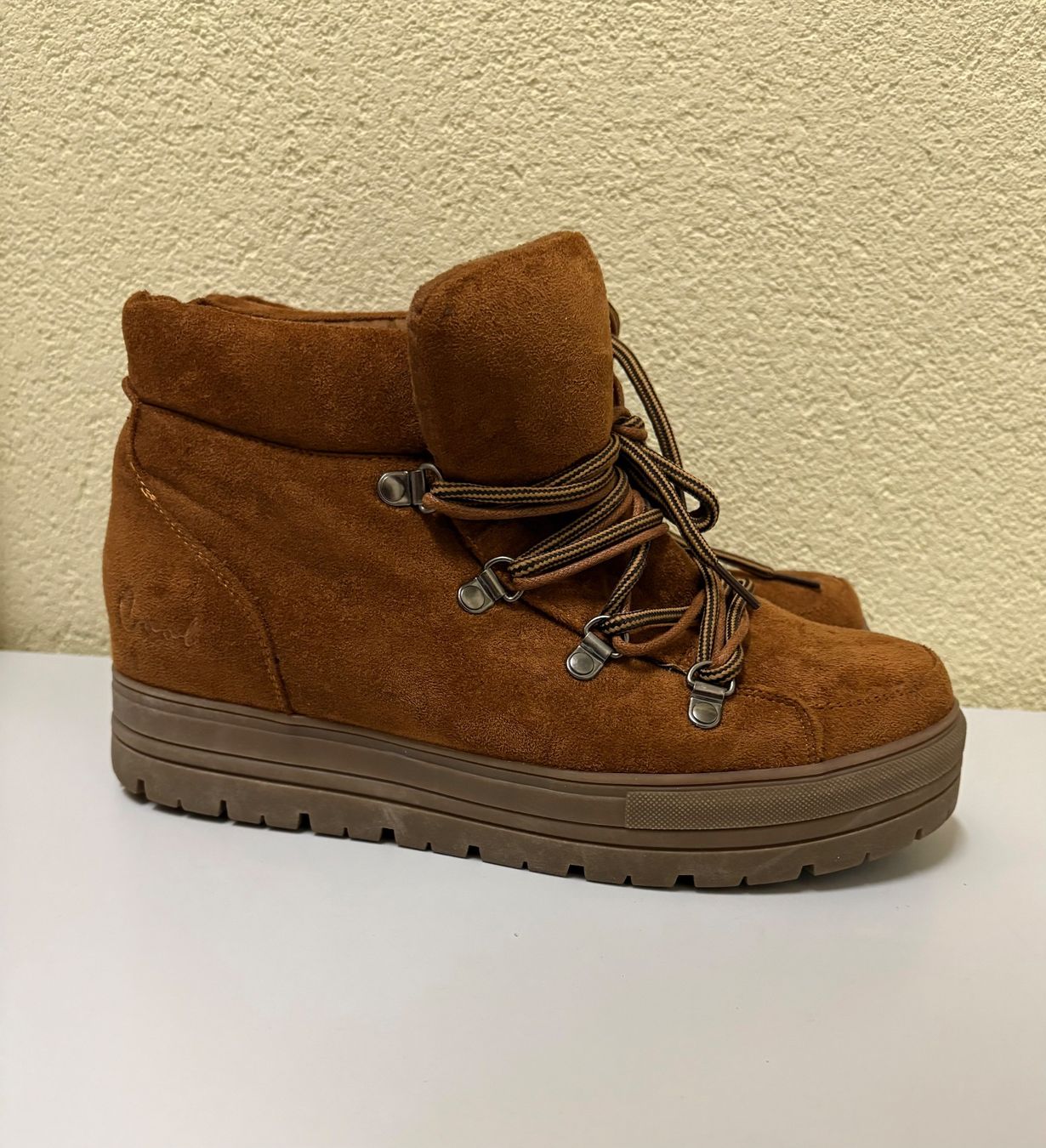 Scarpe da donna: Schuhe Gr.41 – Usato da Basel venduto da tif_m2h6 3