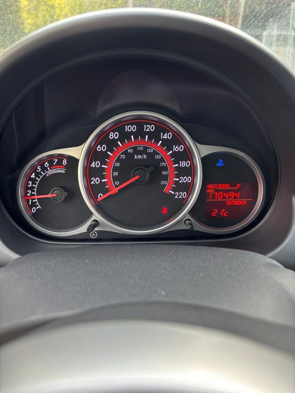 Mazda Automobili: Mazda 2, 1.5l, JG 2009 – Usato da Engelburg venduto da DaeRichii