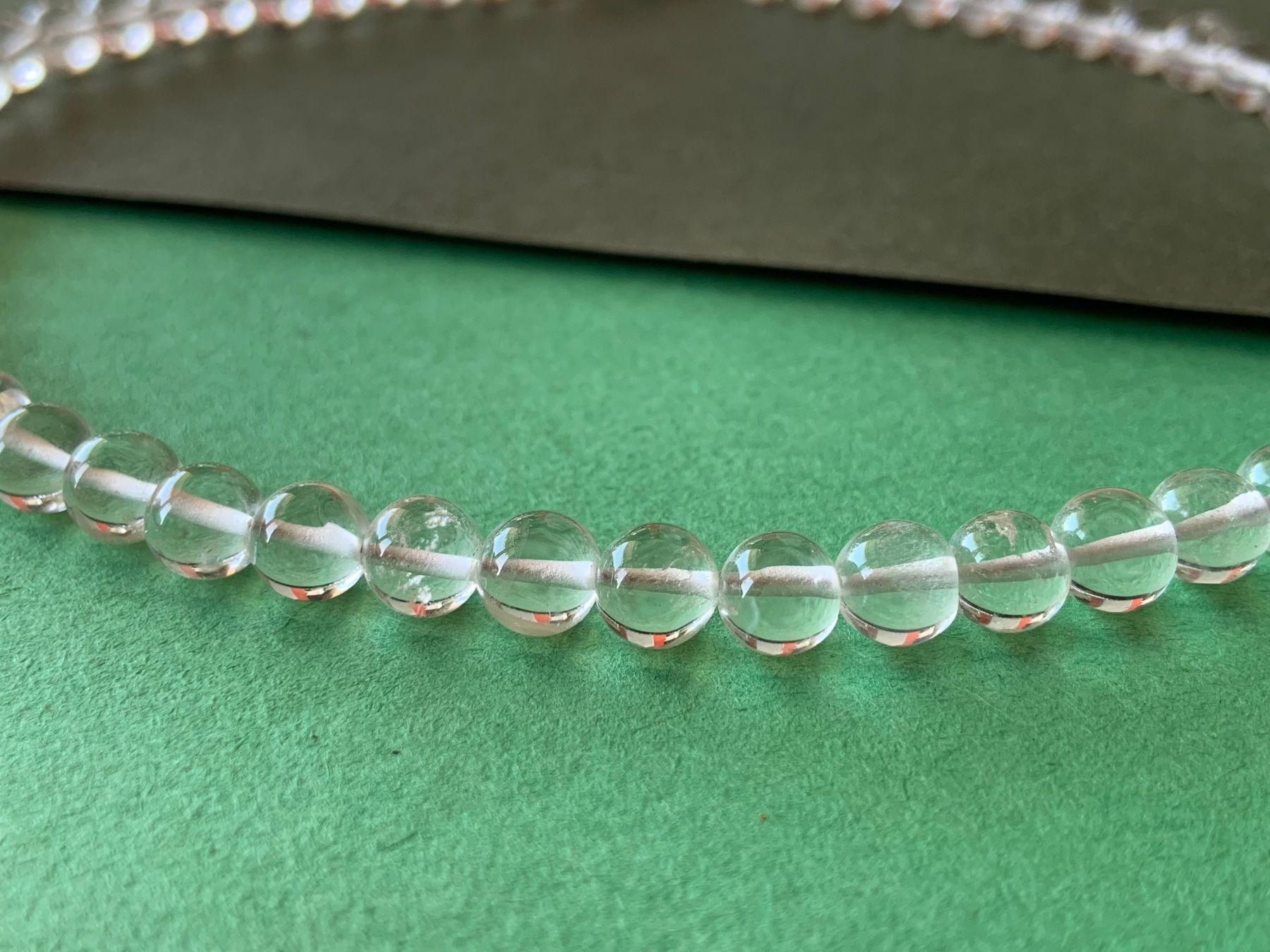 Ketten: Halskette weiss , transparent (7mm) – Gebraucht aus Laufen von Bellebellezza 4