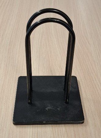 Allestimento di negozi e stand fieristici: Schwarz Kartenhalter – Usato da Steg im Tösstal venduto da Baumerfladen