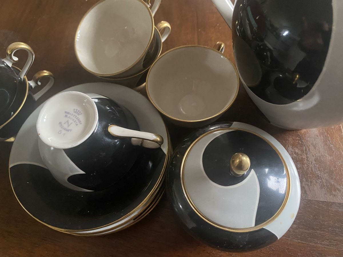 Set di piatti: Bavaria Mocca Kaffeeservice , Schwarz-Mint-Gold – Usato da Baden venduto da swiss-alps 2