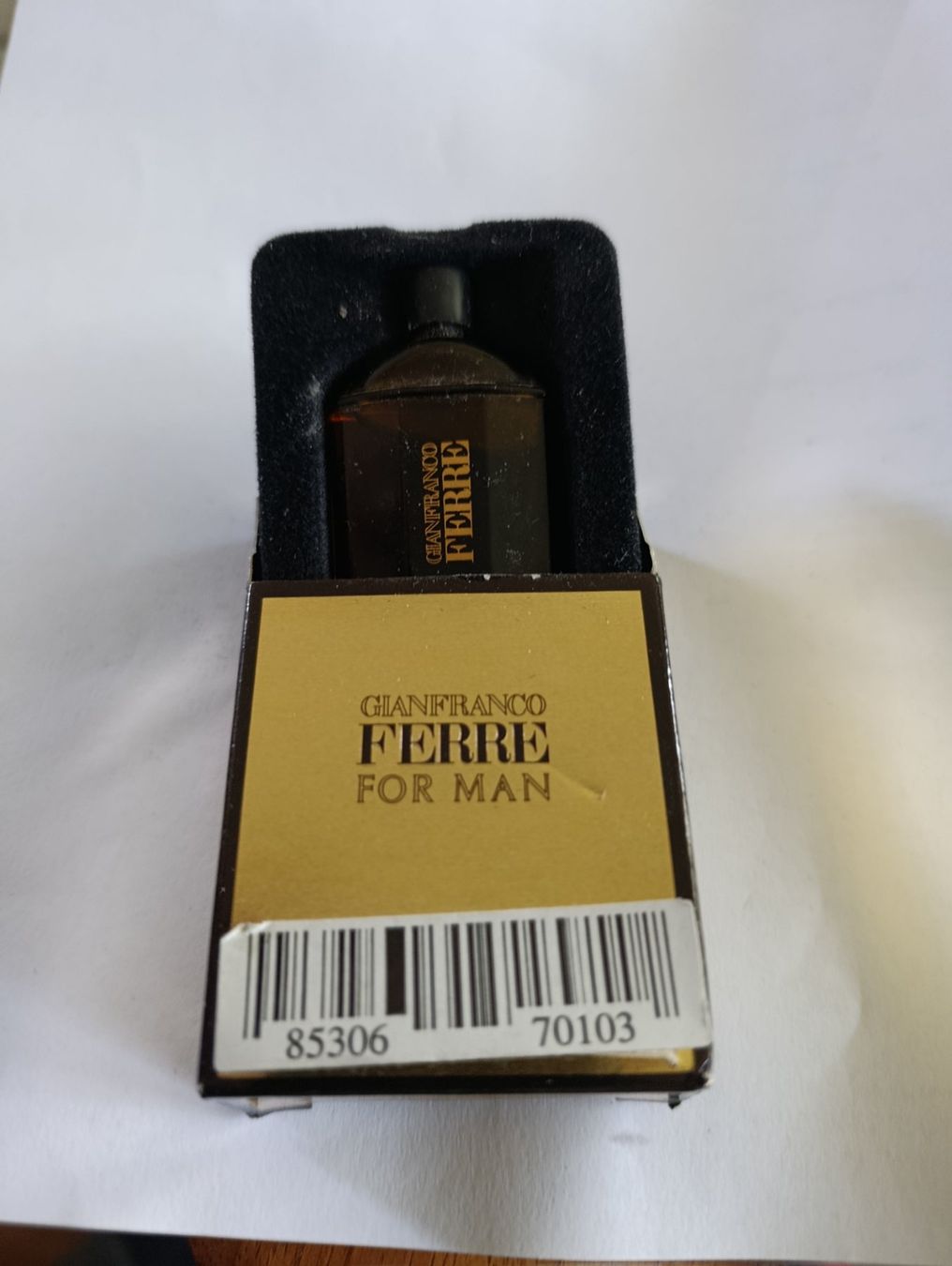 Gianfranco Ferre Profumi & Eau de Toilette: Gianfranco Ferre For Man Miniatur mit Verpackung 5ml – Usato da Davos Wolfgang venduto da Petr09
