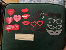 Photo Booth Props 25-30 pcs - set 5