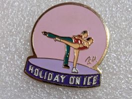 Ansteckpin 255: Holiday on Ice