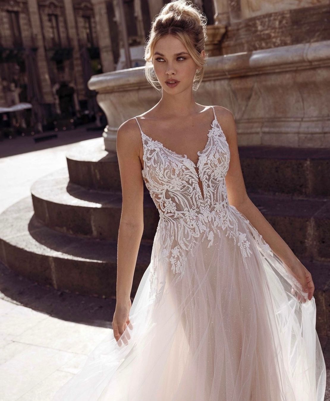 Kleider: Brautkleid Spitzen Tüll Grösse 38/40 – Gebraucht aus Gossau SG von kat_kz86